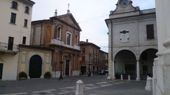 Loggia e Chiesa di San Pietro