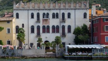 Captains Palace