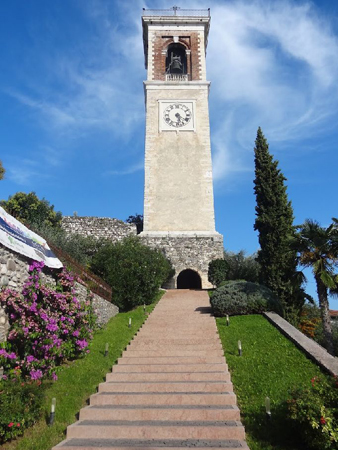 Castello di Puegnago Valtenesi lago di Garda