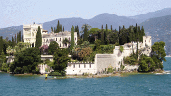 Island lake Garda