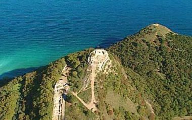 Rocca di Manerba Valtenesi Lago di Garda