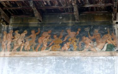 Arco – Palazzo S. Pietro, Affreschi del sottogronda