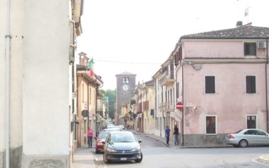 Goito- via XXV aprile e Torre civica