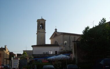 marmirolo-pozzolo-Chiesa-parrocchiale-piazza-Aldo-Moro