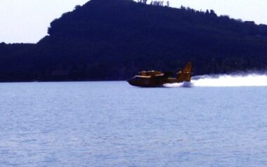 san-felice-del-benaco-canadair