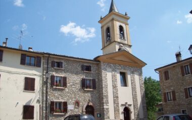 san-zeno-di-montagna-Lumini-piazza-don-Campagnari