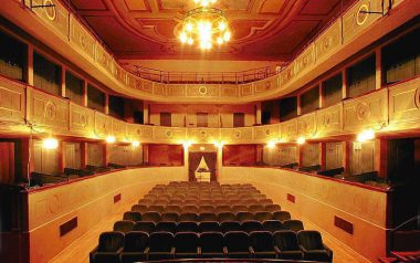 Teatro di Mori Trento Lago di Garda