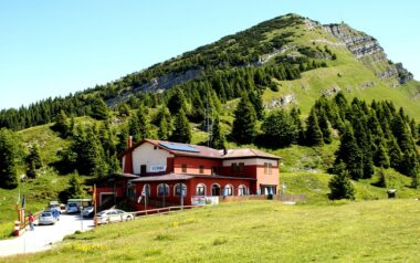 Tiarno di Sopra-Refugio am Mt. Tremalzo