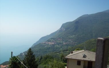 tignale-Piovere-visto-dalla-chiesa-di-Gardola